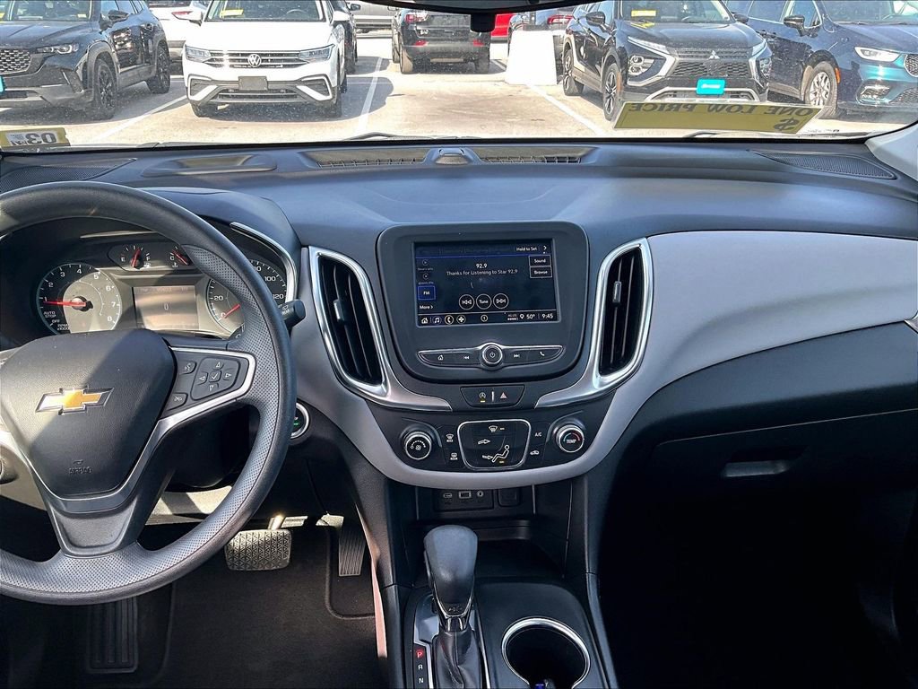 Used 2022 Chevrolet Equinox LS image 18