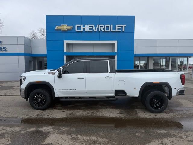 Used 2024 GMC Sierra 3500 SLT image 1