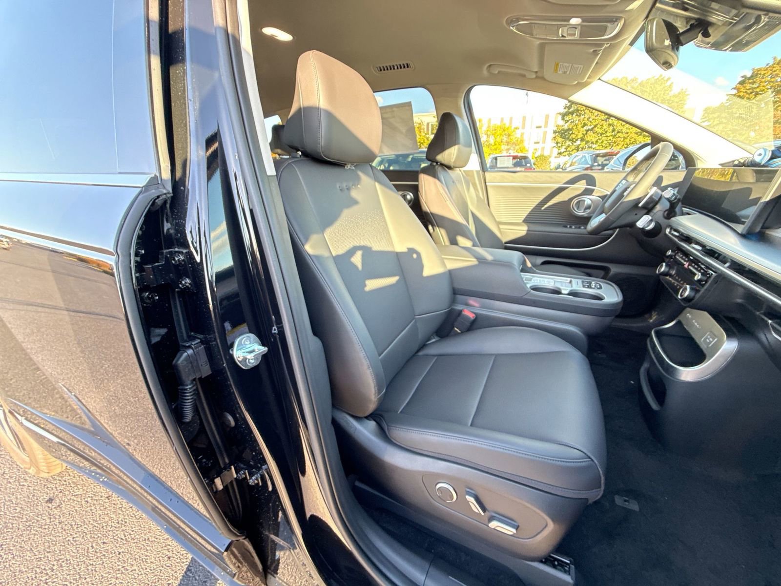 New 2026 Hyundai Ioniq 9 SEL image 26