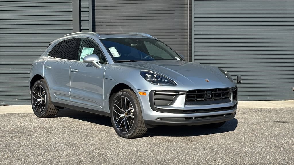 New 2026 Porsche Macan AWD/4WD image 21