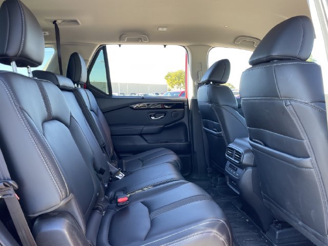 Certified 2025 Honda Pilot EX-L image 26