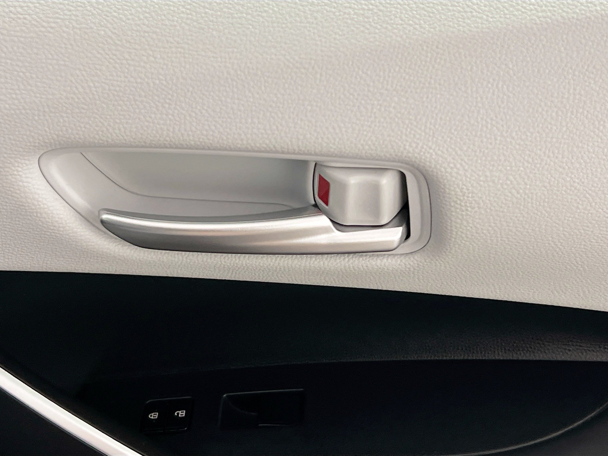 Used 2023 Toyota Corolla SE FWD image 31