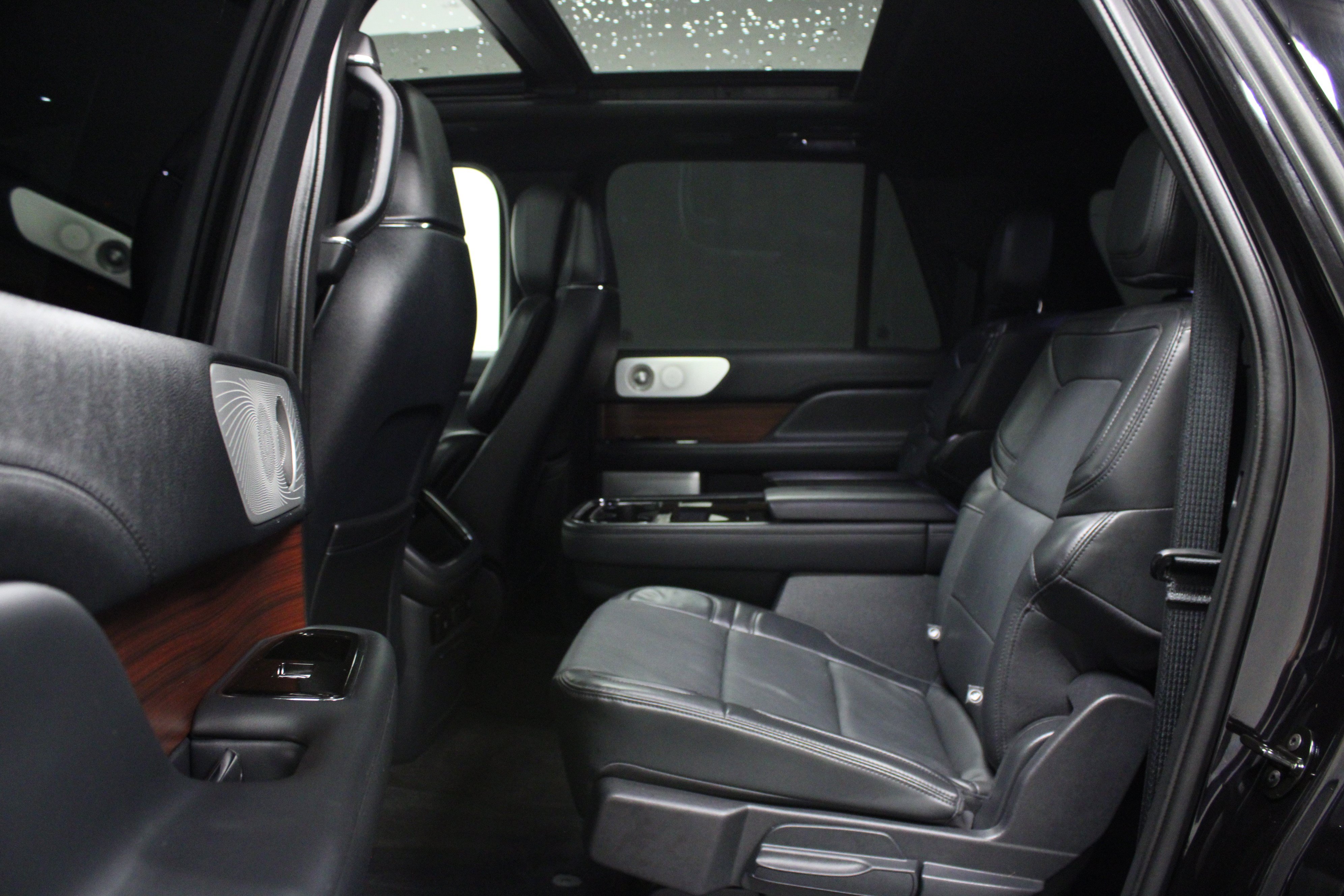 Used 2024 Lincoln Navigator L Reserve AWD/4WD image 13