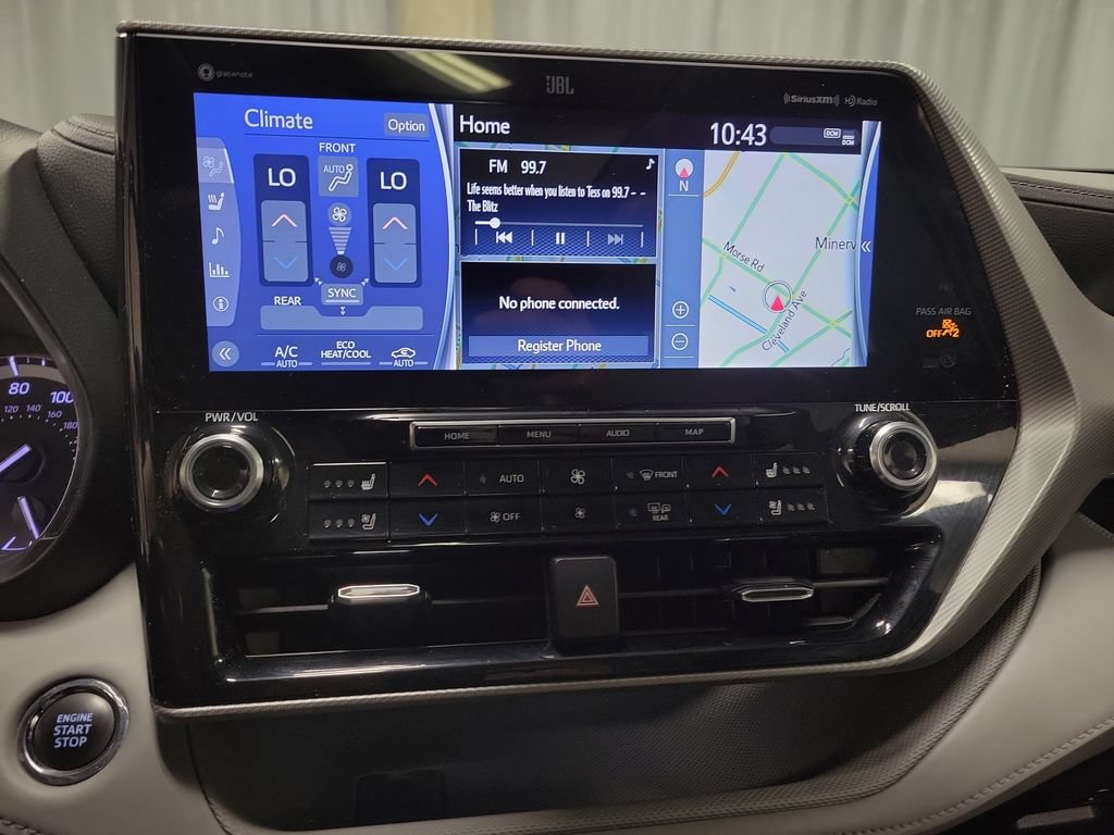 Used 2022 Toyota Highlander Platinum AWD/4WD image 18