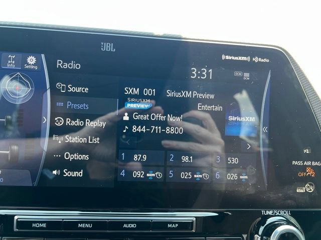 Used 2022 Toyota Highlander Platinum AWD/4WD image 18
