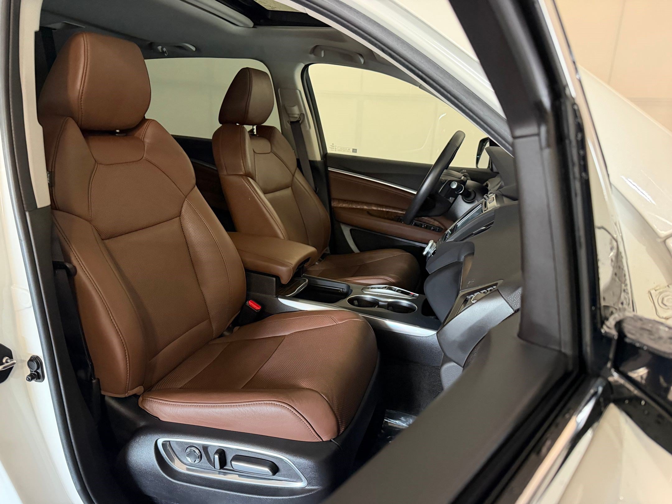Used 2019 Acura MDX w/ Technology Package AWD/4WD image 28