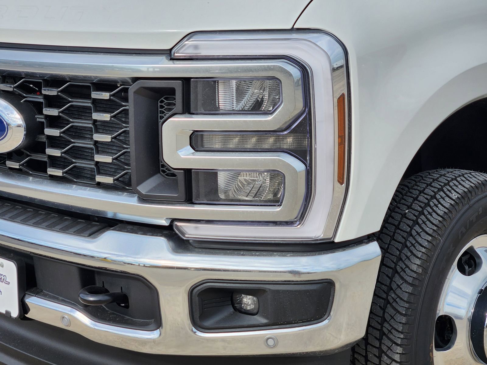 New 2026 Ford F350 Lariat w/ Lariat Premium Package image 10