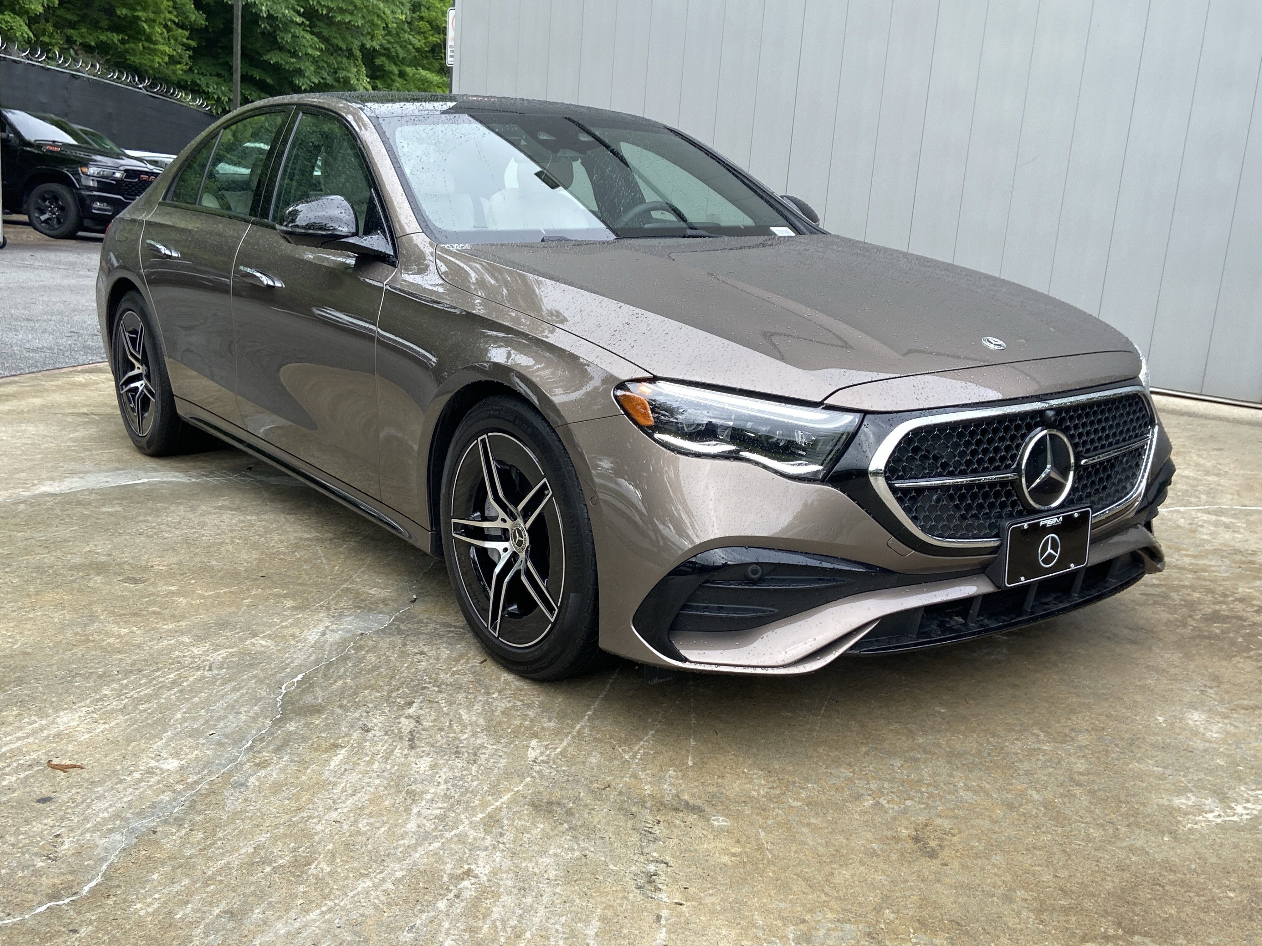 Certified 2026 Mercedes-Benz E 450 4MATIC Sedan image 4