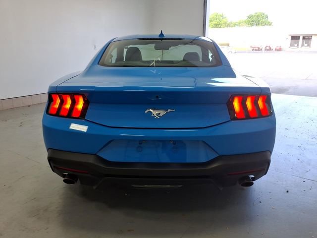 Certified 2024 Ford Mustang Coupe RWD image 4