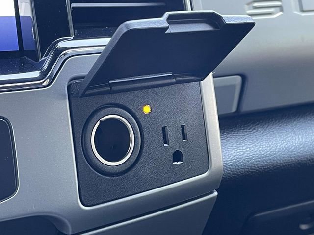 Certified 2022 Ford F450 Lariat w/ Lariat Value Package AWD/4WD image 15