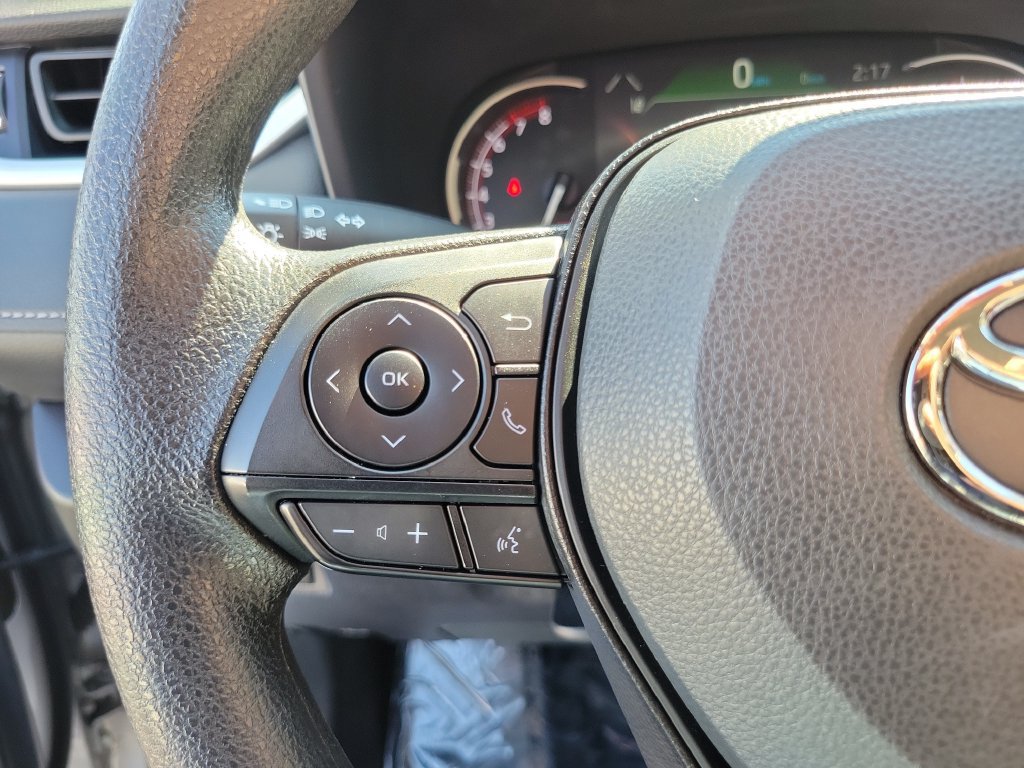 Used 2025 Toyota RAV4 LE FWD image 23