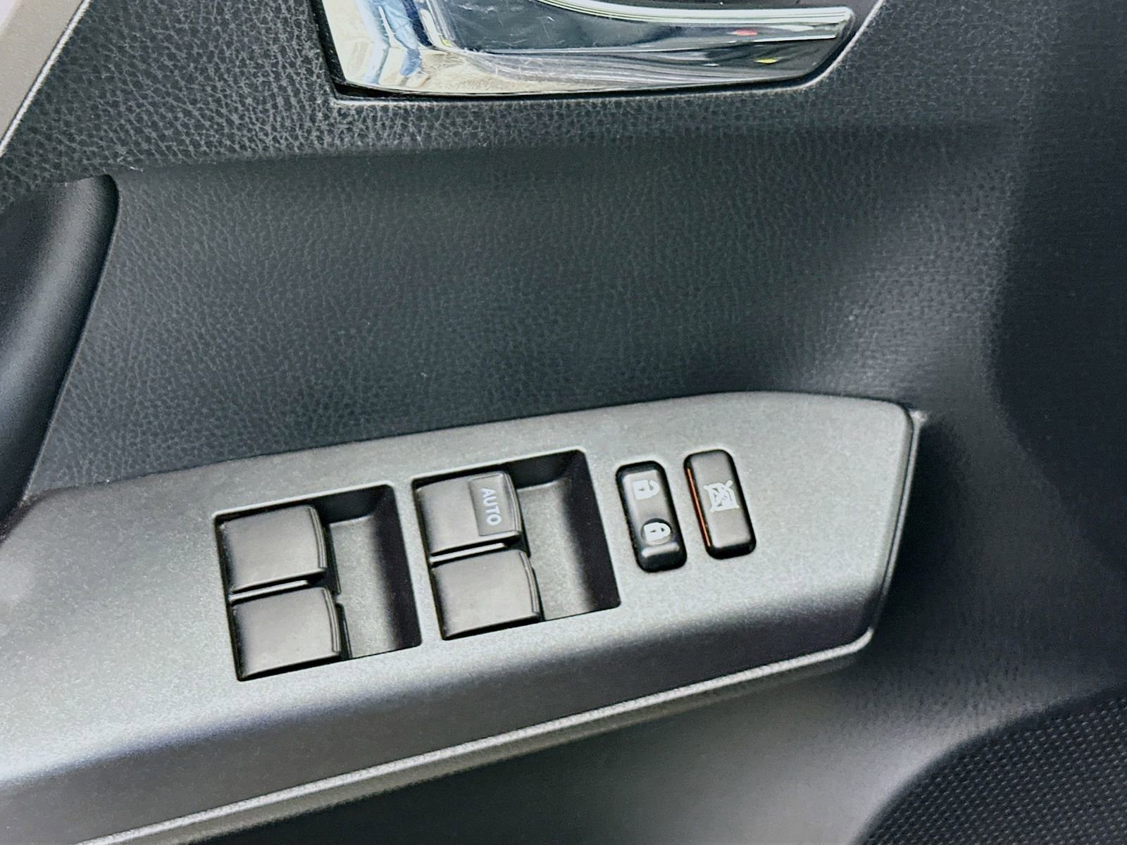 Certified 2018 Toyota RAV4 XLE image 17