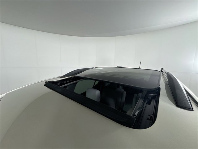 Used 2017 GMC Acadia SLT image 22