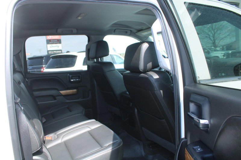 Used 2018 Chevrolet Silverado 1500 LTZ w/ Sport Package AWD/4WD image 12