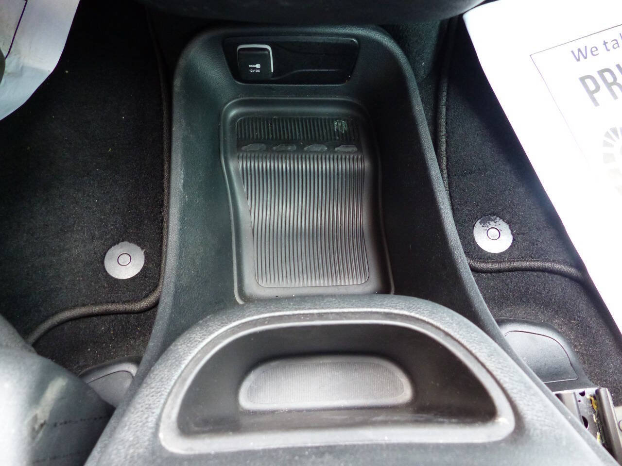 Used 2025 Chrysler Pacifica Select FWD image 48
