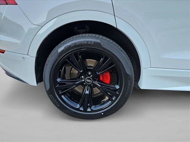 Used 2019 Audi Q8 Premium Plus w/ Premium Plus AWD/4WD image 21