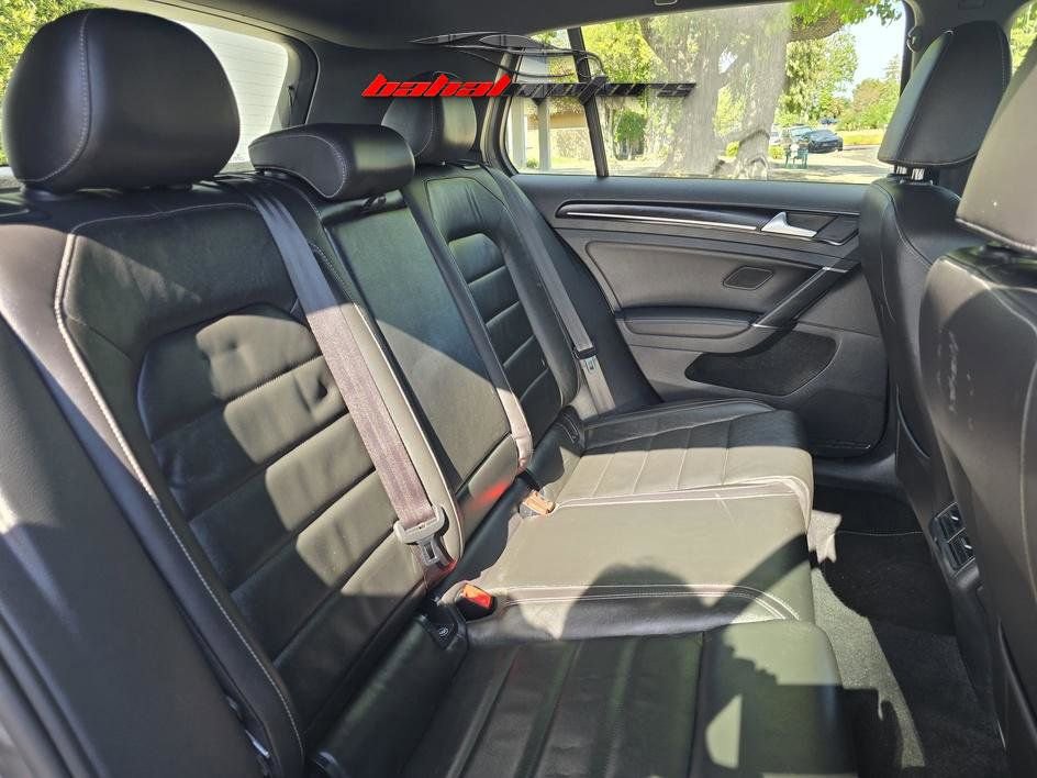 Used 2016 Volkswagen Golf R 4-Door AWD/4WD image 16