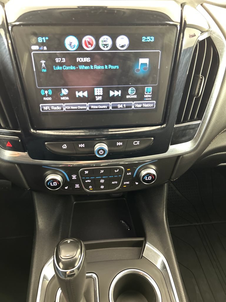 Used 2019 Chevrolet Traverse LT AWD/4WD image 14
