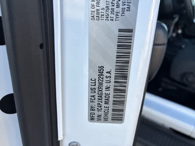 Used 2024 Jeep Wrangler Sport AWD/4WD image 39