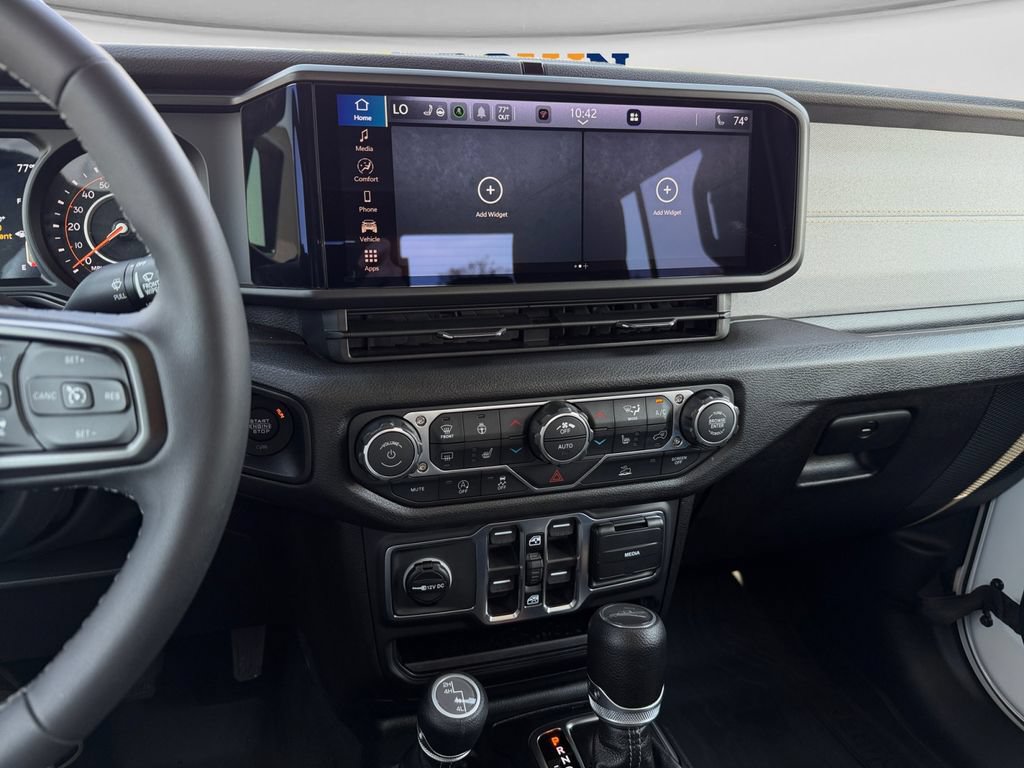 Used 2026 Jeep Gladiator Sport AWD/4WD image 15