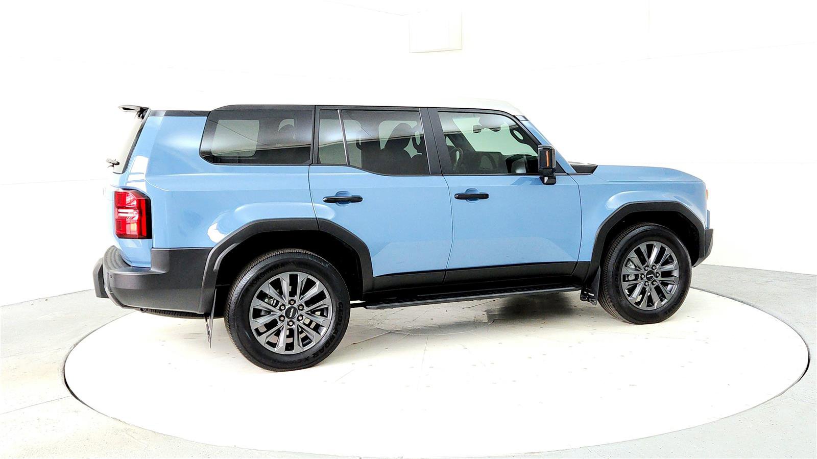 Used 2025 Toyota Land Cruiser w/ Premium Package AWD/4WD image 6