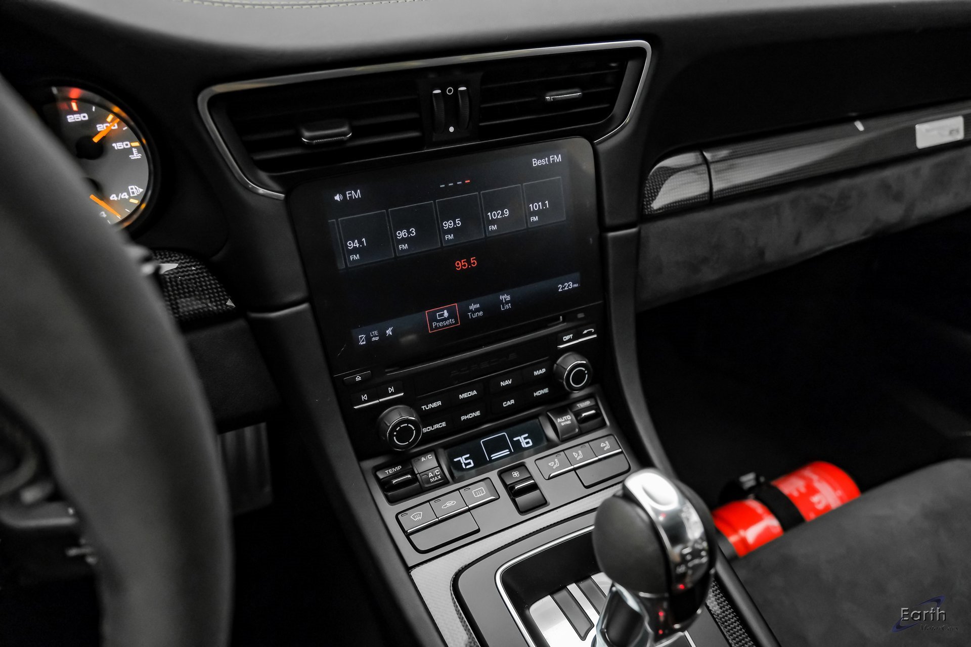 Used 2019 Porsche 911 GT2 RS w/ Weissach Package image 78