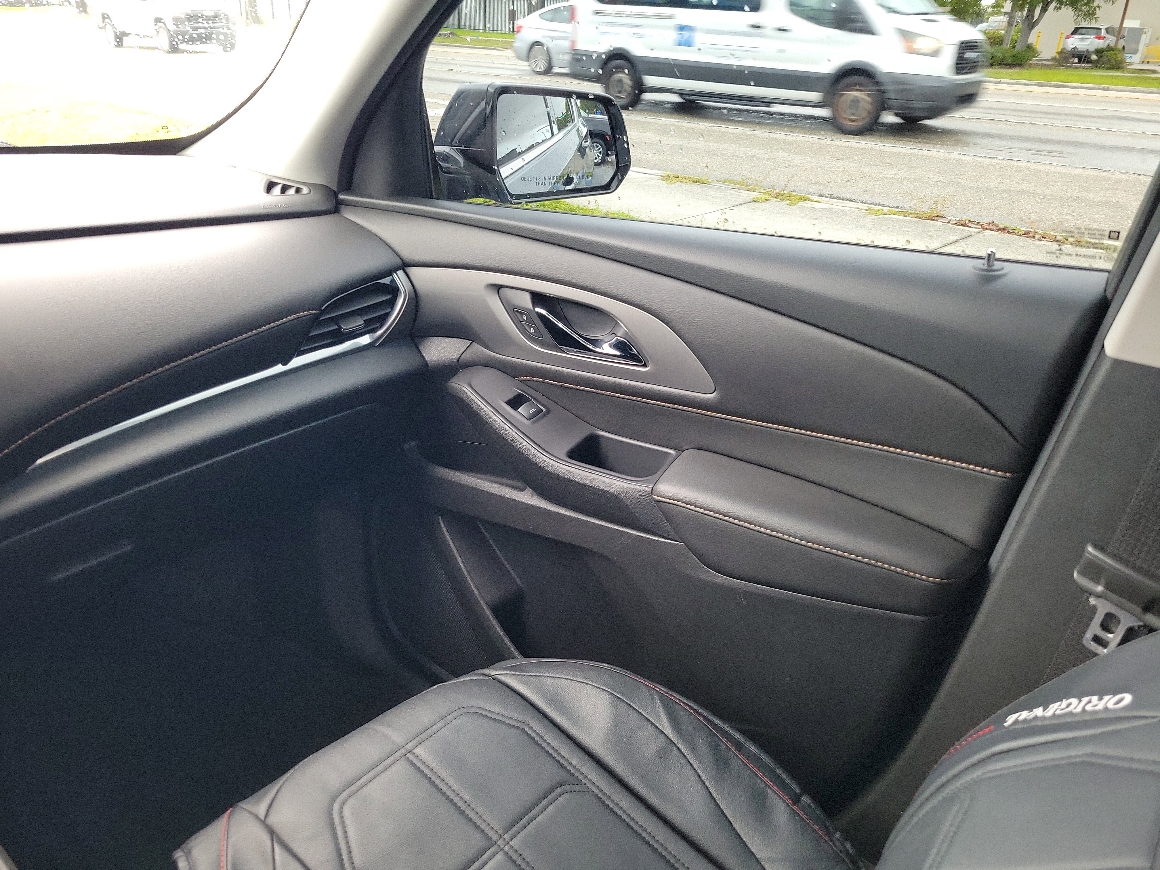 Used 2019 Chevrolet Traverse LS FWD image 13