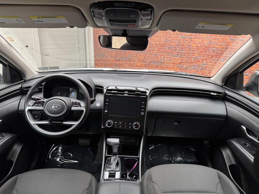 Used 2023 Hyundai Tucson SEL FWD image 12