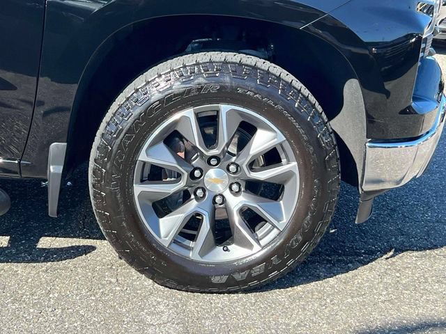 Used 2025 Chevrolet Silverado 1500 LT w/ Leather Package RWD image 10