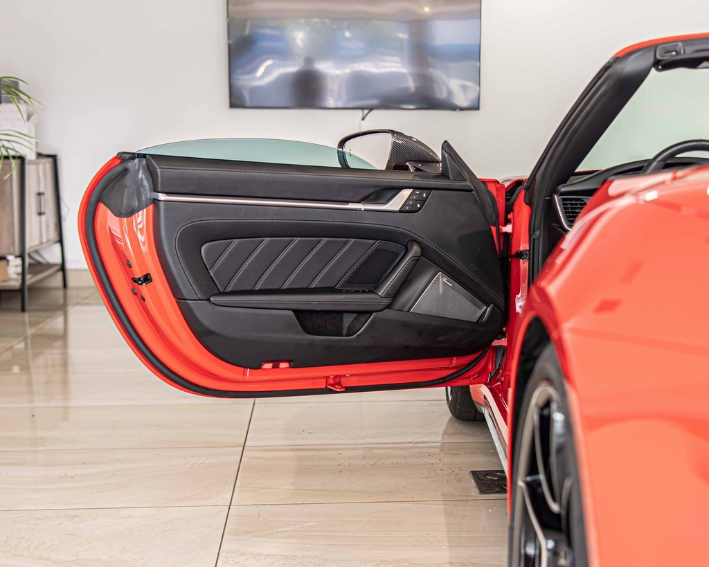 Used 2025 Porsche 911 Turbo S image 34