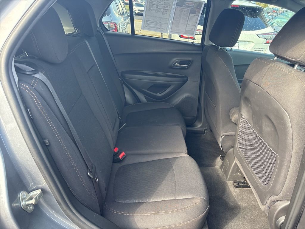 Used 2020 Chevrolet Trax LS w/ Tint and Cruise Package image 11