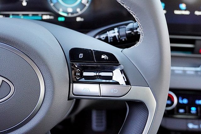 New 2026 Hyundai Elantra Sport FWD image 38