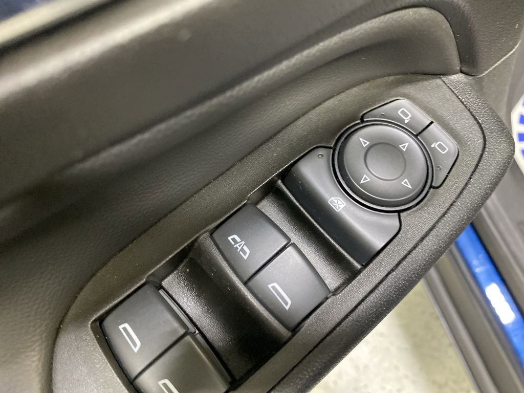 Certified 2023 Chevrolet Equinox LT image 32