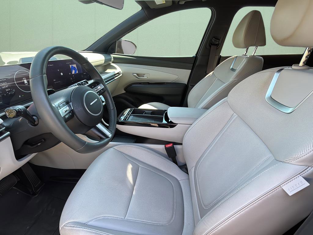 Certified 2025 Hyundai Tucson Limited image 19