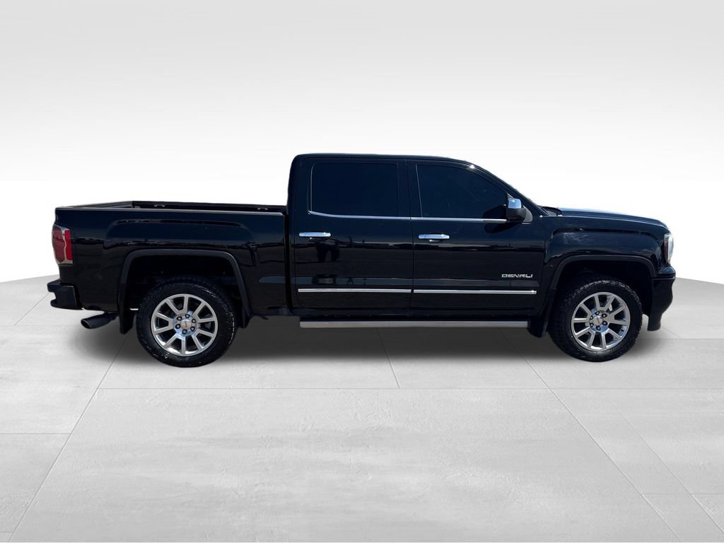 Used 2016 GMC Sierra 1500 Denali w/ Enhanced Driver Alert Package AWD/4WD image 7