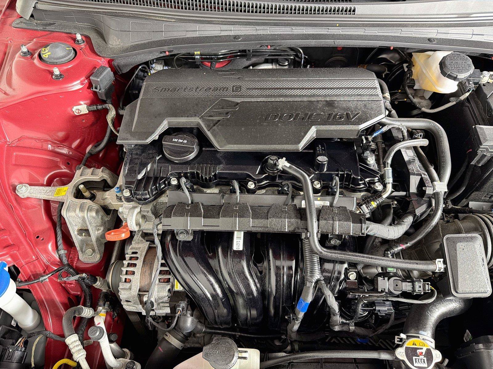 Used 2024 Hyundai Elantra SEL FWD image 31