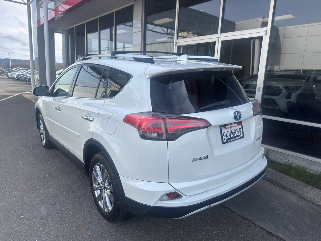 Used 2016 Toyota RAV4 Limited w/ Advanced Technology Package image 11