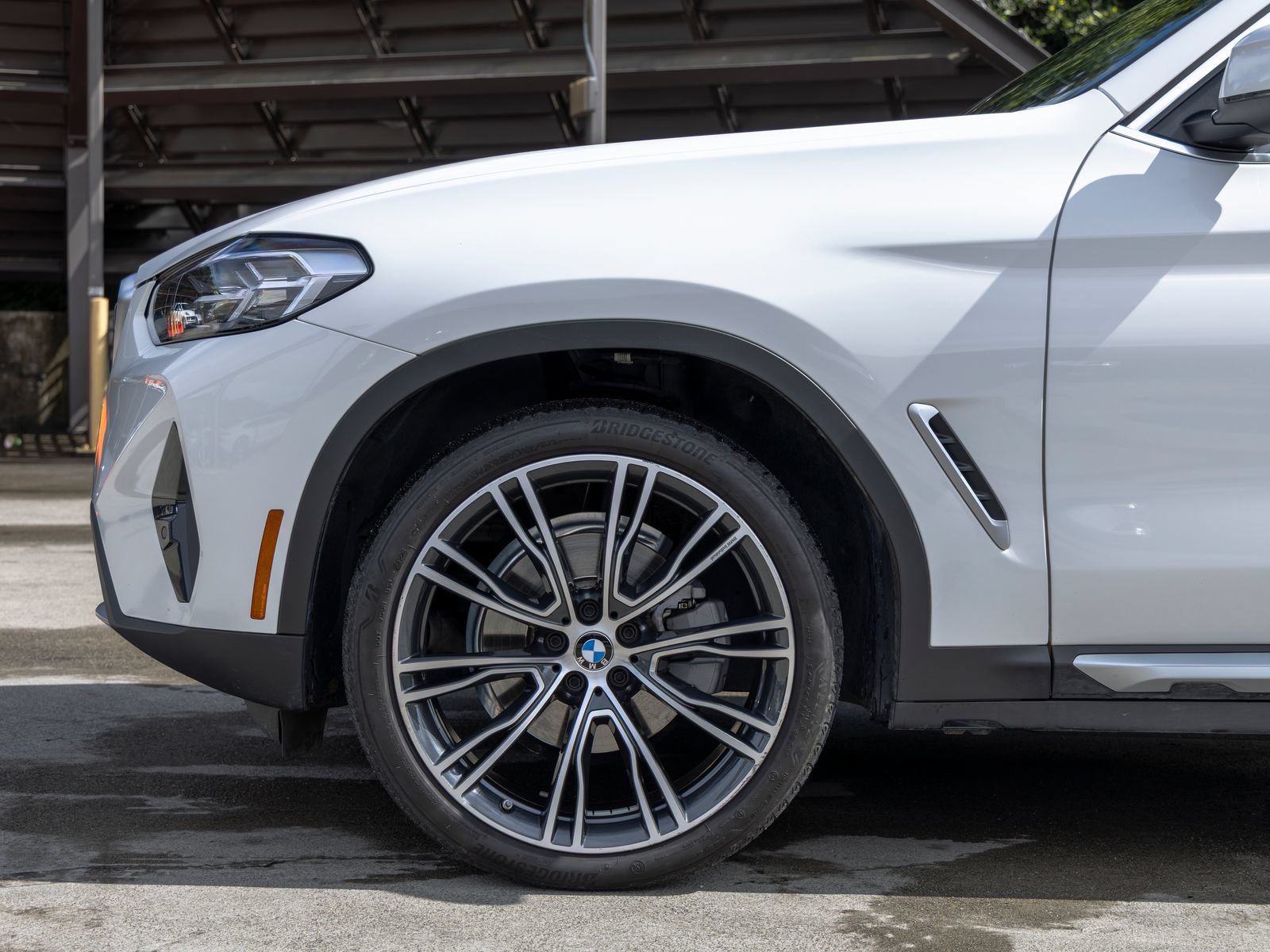 Used 2023 BMW X3 xDrive30i w/ Premium Package w/ZPA AWD/4WD image 13