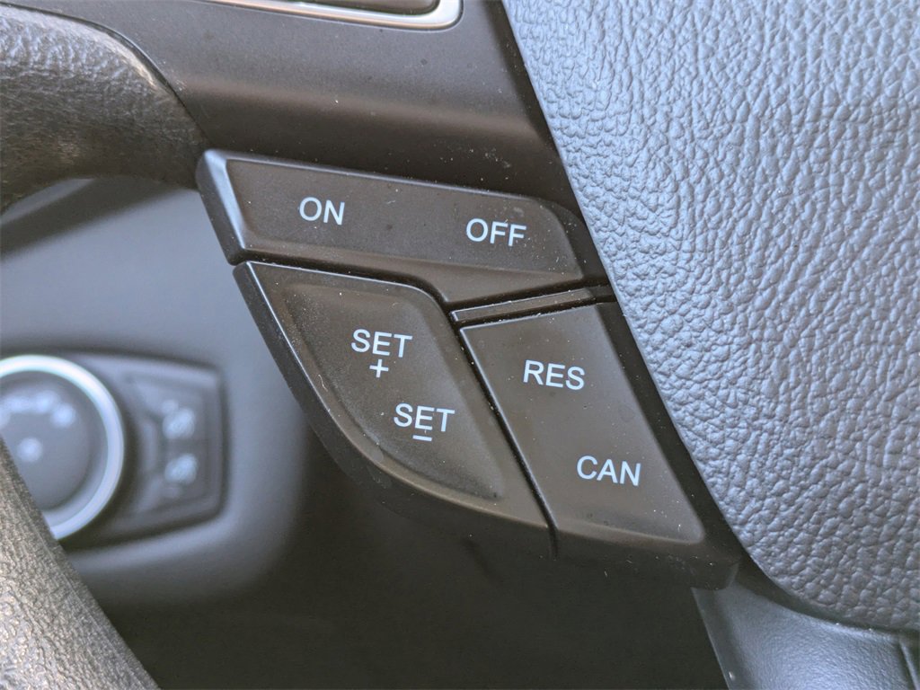 Used 2018 Ford Escape SE image 34