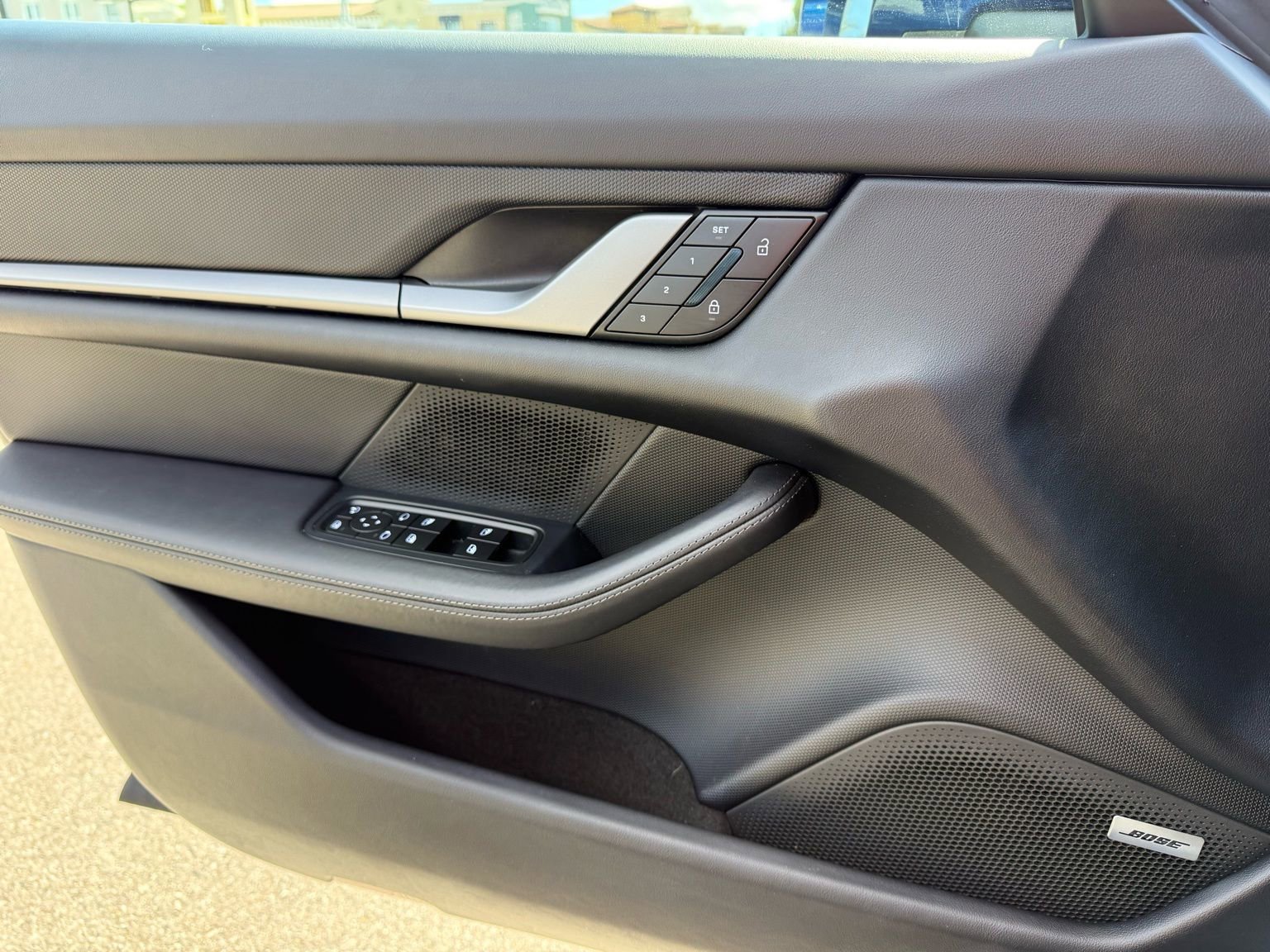 Certified 2025 Porsche Taycan image 25