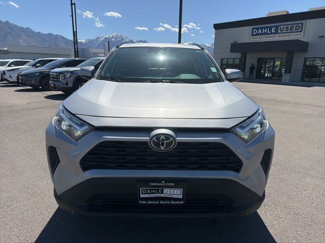 Used 2024 Toyota RAV4 XLE AWD/4WD image 2