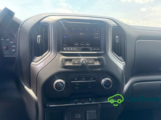 Used 2020 Chevrolet Silverado 1500 Custom w/ Custom Value Package AWD/4WD image 10