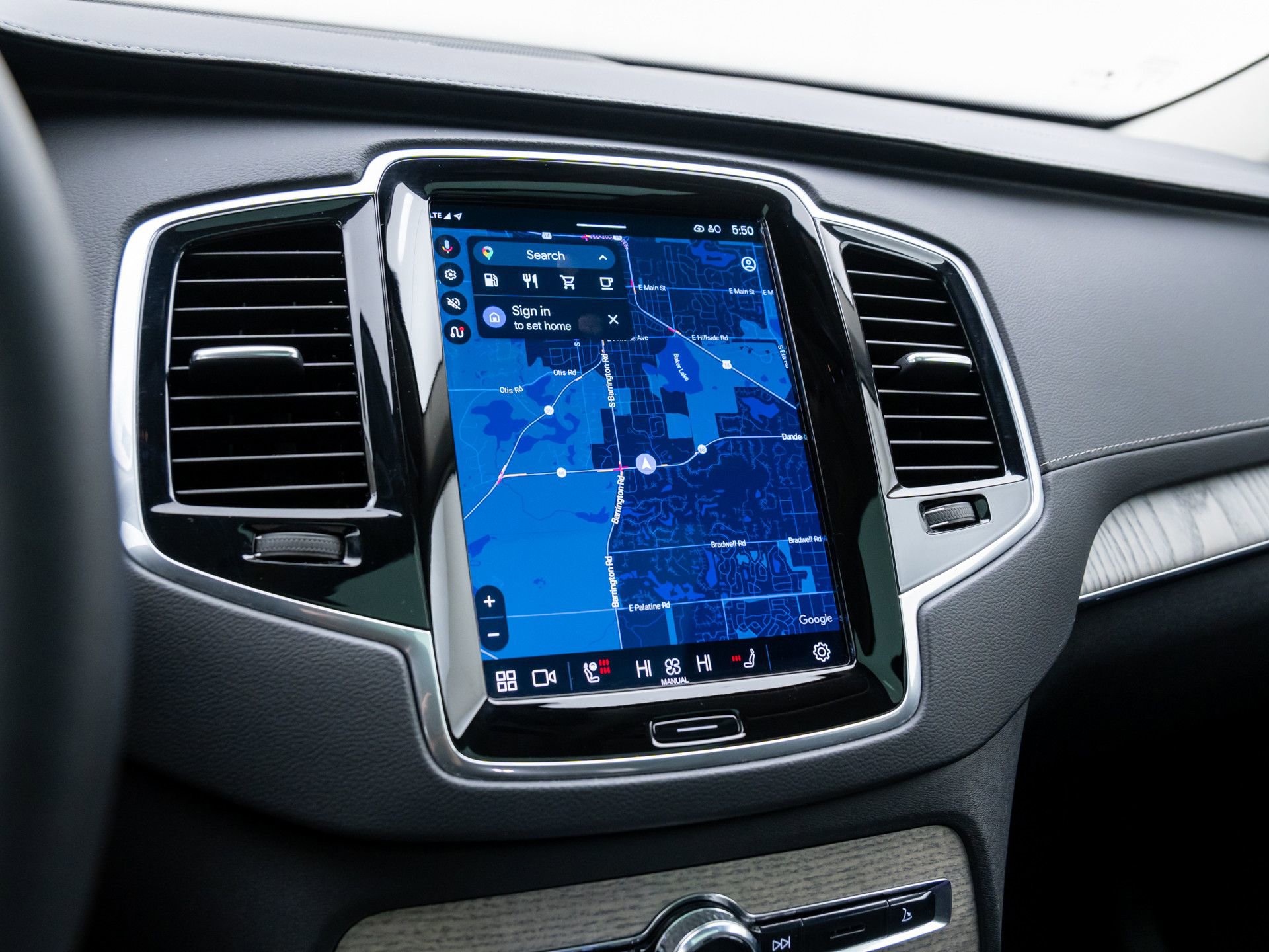 Used 2023 Volvo XC90 B6 Ultimate w/ Protection Package Premier image 25