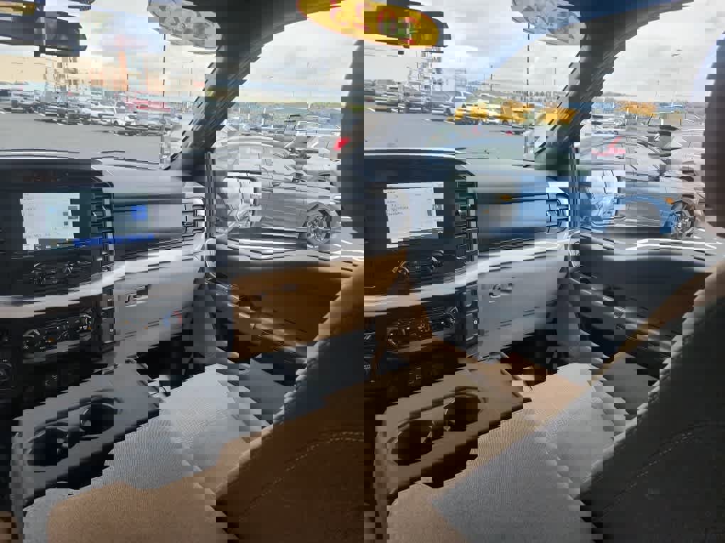 Used 2023 Ford F150 XLT image 16