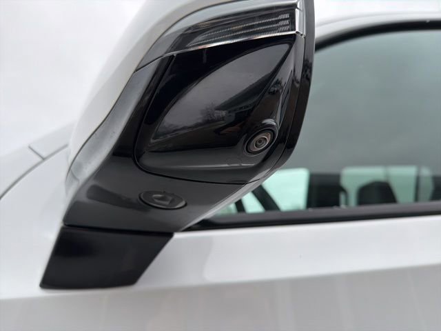 Used 2023 Chevrolet Tahoe Z71 w/ Luxury Package image 13