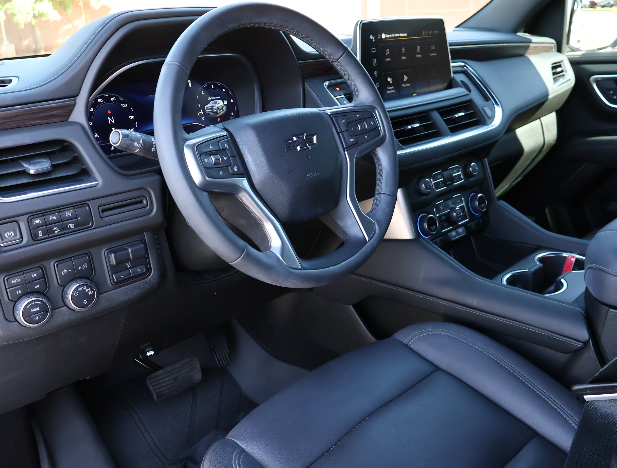 Certified 2023 Chevrolet Tahoe Z71 w/ Z71 Off-Road Package image 3