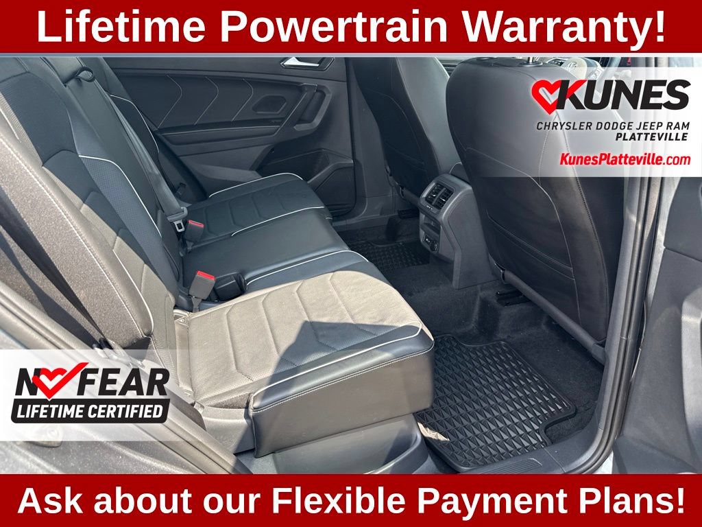 Used 2024 Volkswagen Tiguan SEL R-Line w/ MDO Package, Two-Row AWD/4WD image 28