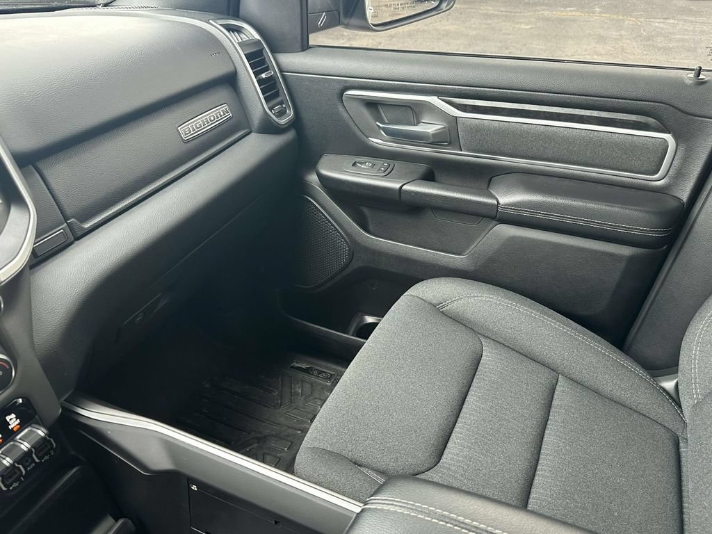 Used 2020 RAM 1500 Big Horn AWD/4WD image 30