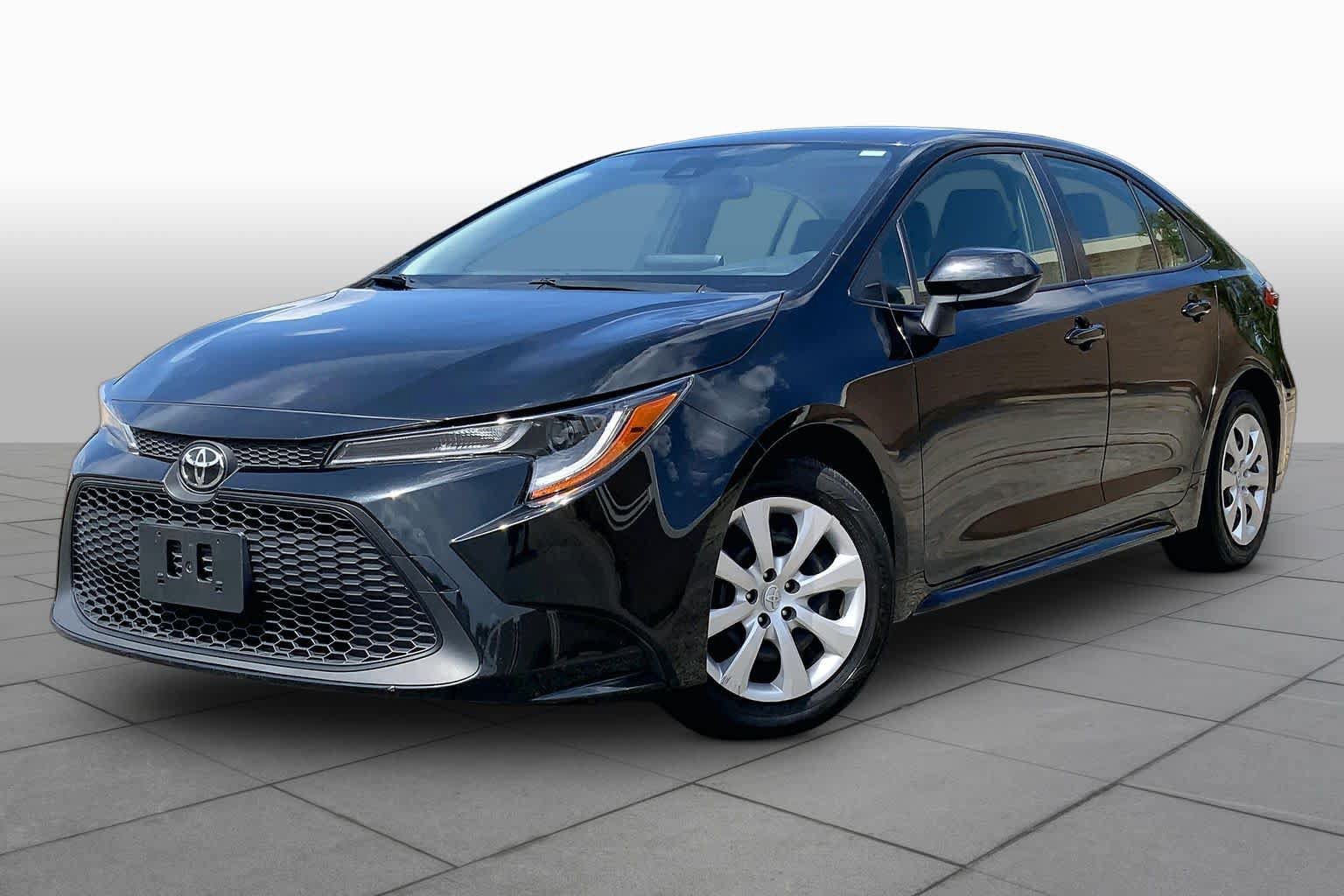 Used 2021 Toyota Corolla LE FWD image 1