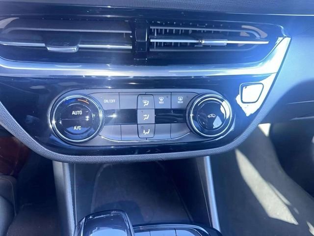 Used 2025 Buick Envista Sport Touring FWD image 14